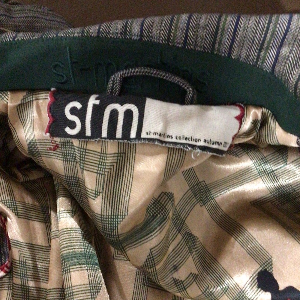 Real Runway Coat - Picture 11 of 16